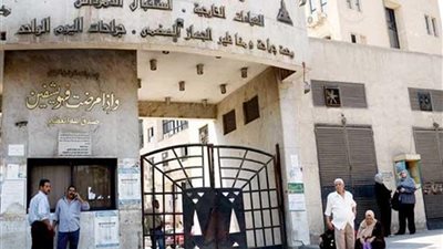 والده مصاب وخالط 79.. رحلة طبيب الامتياز حامل فيروس كورونا بمستشفى الدمرداش