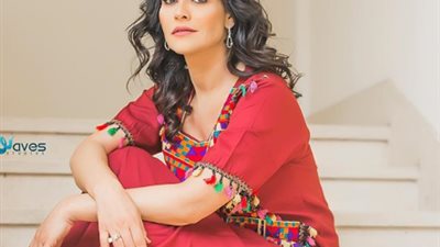 بسمة تسترجع ذكرياتها وتتألق بالجلابية النوبي: “مبسوطة إني تحررت من قيود السواريه” (صور)