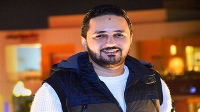 أمين جمال يكشف تطورات تصوير مسلسله الرمضاني “أسود فاتح”