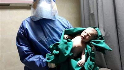 مستشفى كفر الزيات للعزل تستقبل مولودًا لمصابة بفيروس كورونا