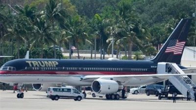 تمهيدا لمحاكمة تاريخية غدا.. طائرة ترامب الخاصة تهبط في نيويورك | فيديو 