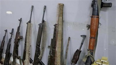 ليبي يطلق صاروخين آر بي جي على منزل جاره بسبب خلافات بينهما| صور 