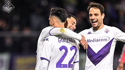 فيورنتينا يفوز بثنائية على كريمونيسي في نصف نهائي كأس إيطاليا