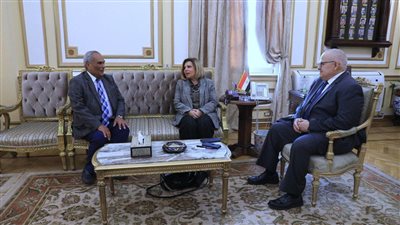 الخشت والسفيرة مشيرة خطاب يوقعان بروتوكول تعاون بين جامعة القاهرة والقومي لحقوق الإنسان