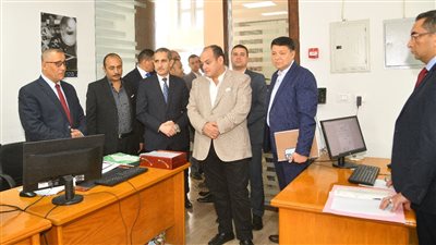 وزير الصناعة ومحافظ الغربية يتفقدان مجمع الصناعات النسيجية والمنطقة الصناعية القديمة بالمحلة