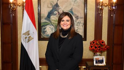 للمصريين بالخارج.. الهجرة تذّكر بتخفيض الضريبة الجمركية الجديد للسيارات من مبلغ الوديعة المُستردة