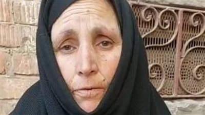 الأم المسنة المعتدى عليها بالضرب من نجلها بالمحلة: ابنك هيكبر ويعمل فيك اللي عملته فيا| بث مباشر 