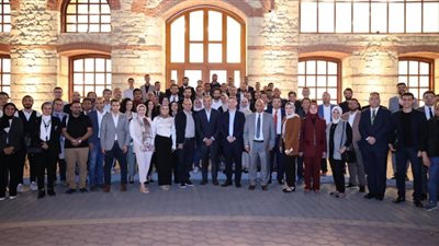 وزير الاتصالات: نعمل على إطلاق منصة للمهنيين المستقلين.. ونستهدف الوصول إلى 30 مركز كريتيفا