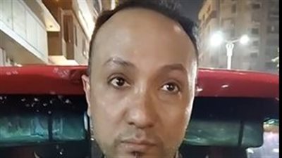 ضربه بـ 50 بلية خرطوش بشبرا الخيمة والمجني عليه: ضربني أنا ومراتي وبيهددني بالقتل | فيديو