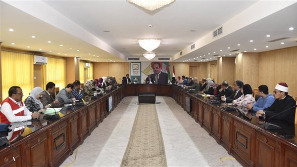 محافظ الفيوم يترأس