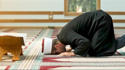 دعاء السجدة في القرآن وفقا للسنة النبوية.. كيفية السجود وشروطه