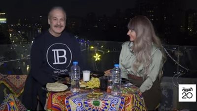 كيف فصل بين شخصيته في سره الباتع والكتيبة 101؟ ولماذا يختاره المخرجون في أدوار القادة؟.. عمر زهران يجيب