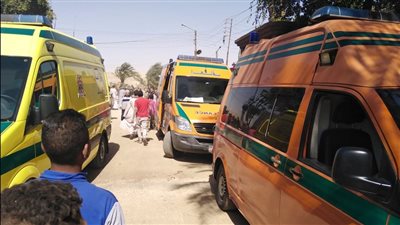 إصابة 5 أشخاص في تصادم جرار زراعي وتروسيكل بالبحيرة