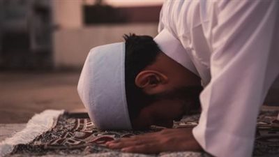 صلاة التسابيح مكتوبة.. فضلها والطريقة الصحيحة لأدائها