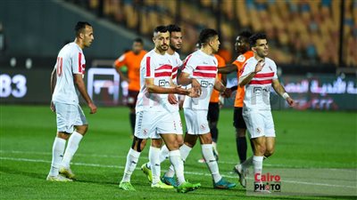 رغم التلويح بالانسحاب.. الزمالك يبلغ اللاعبين بموعد السفر إلى الإمارات استعدادًا للسوبر |خاص