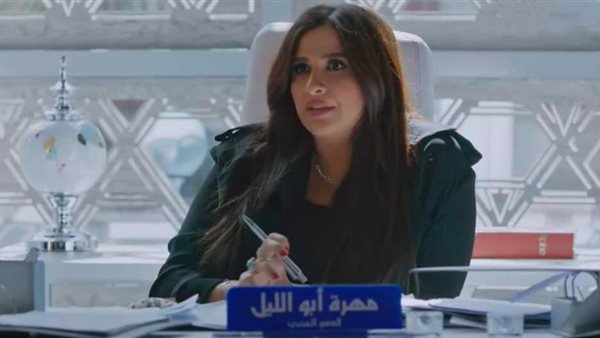 ياسمين عبد العزيز