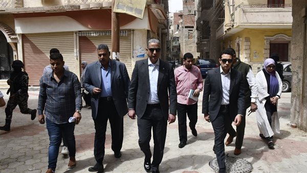 جولة ميدانية لمحافظ