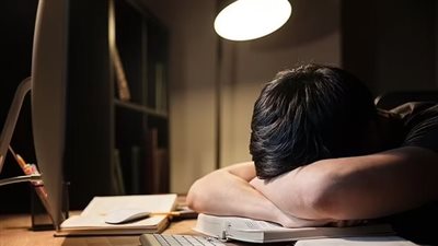 دراسة: المراهقون المثليون أكثر عرضة للإصابة بمشاكل النوم