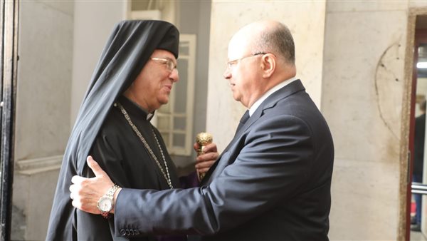 محافظ القاهرة يستقبل