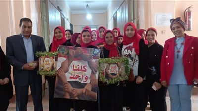  طلاب الخدمة الاجتماعية ببنها يوزعون وجبات إفطار على الصائمين|صور