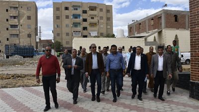 محافظ الفيوم يتفقد عددا من المشروعات بعد إنهاء أعمالها بقرية الغرق