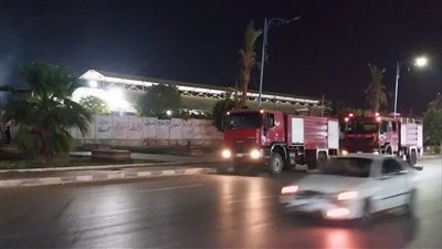 لم ينتج عنها تلفيات.. تفاصيل نشوب حريق في محطة تخزين القطارات بمنطقة المثلث بالسويس| بث مباشر 