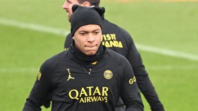 كيليان مبابي يتعرض لإصابة في الفخذ قبل مواجهة لانس