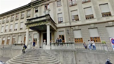 سر وجود حضانة الحياة والعثور على مولود جديد بعيد الفصح بميلانو 