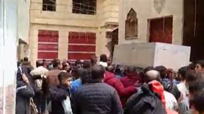 ضحية الطقس السيئ.. تشييع جثمان طالب مات صعقًا بالكهرباء في الشرقية| بث مباشر 