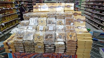 التموين: طرح كعك العيد بـ 120 جنيها للكيلو و110 جنيهات للبسكويت بالمجمعات الاستهلاكية