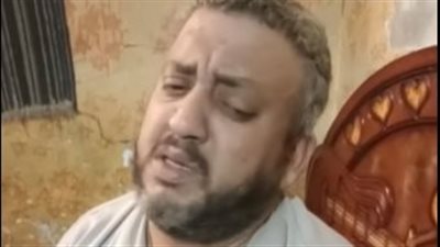 أب لـ 3 أبناء ببني سويف يستغيث: بعت التوك توك عشان أعمل عملية وعايز شغل يأكلني عيش| بث مباشر 