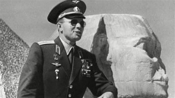 جوجارين أمام أبو