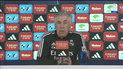 مستمر في الموسم المقبل.. أنشيلوتي يكشف سبب غياب فينيسيوس عن التدريبات