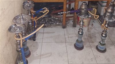 غلق وتشميع 6 مقاهٍ شهيرة بمدينة نصر بسبب تقديم الشيشة وتسببها في الإشغالات 