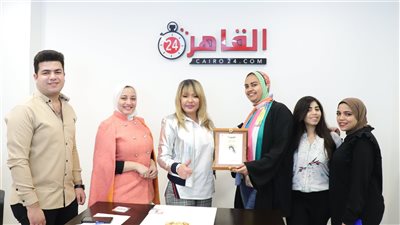 القاهرة 24 يُكرم الفنانة لوسي عن تألقها في رمضان 2023