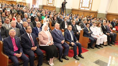 نائبًا عن رئيس الوزراء.. محافظ القاهرة يشهد احتفال الطائفة الإنجيلية بعيد القيامة