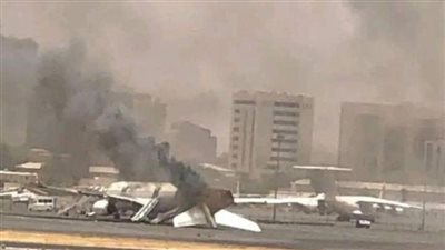 الخطوط السعودية: إعادة طاقم الطائرة المتضررة إلى سفارة الرياض بالخرطوم