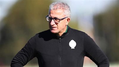 مدرب الرجاء يدرس مفاجأة الأهلي في إياب دوري الأبطال