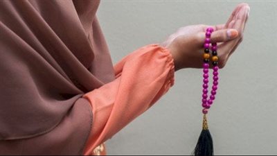 دعاء ليلة القدر للعزباء.. 8 كلمات فقط رددها سيدنا موسى للزواج