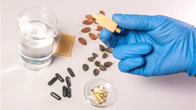 علماء يطورون أول بطارية قابلة لإعادة الشحن صالحة للأكل