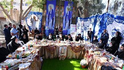 عادة سنوية.. البابا تواضروس الثاني يحضر مأدبة إفطار يوم شم النسيم بدير السريان