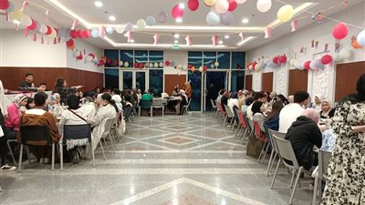 جامعة حلوان الأهلية تقيم أول إفطار جماعي لها بهدف تحفيز الطلاب على التواصل المستمر