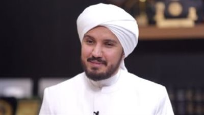 داعية إسلامي: الصلاة المشيشة دعاء عظيم وصلاة على النبي