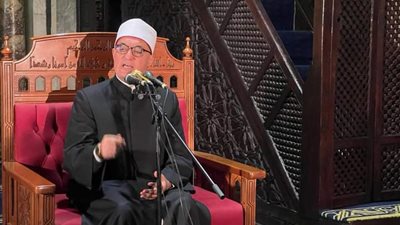 أمين البحوث الإسلامية خلال صلاة التراويح بالأزهر: اغتنموا فضل هذه الأيام المباركة من رمضان