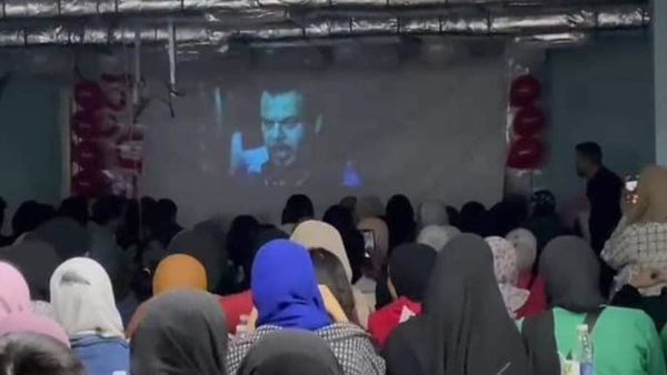 سنتر يعرض جعفر العمدة