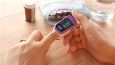 4 أدوات صحية يجب توافرها بالمنزل حال الإصابة بكورونا.. تعرف عليها