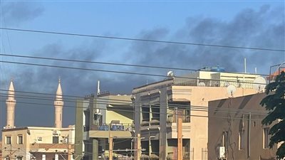  قبل دقائق من هدنة جديدة.. اشتباكات عنيفة ودوي انفجارات في محيط القيادة العامة بالسودان