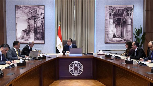 وزير التعليم خلال