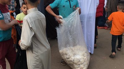 توزيع الفشار والبالونات.. مظاهر احتفال أبناء قري القليوبية بعيد الفطر |صور