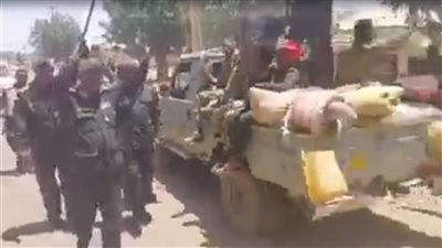 الفريق أول ياسر العطا يتجول بين القوات المسلحة السودانية في عيد الفطر │ فيديو